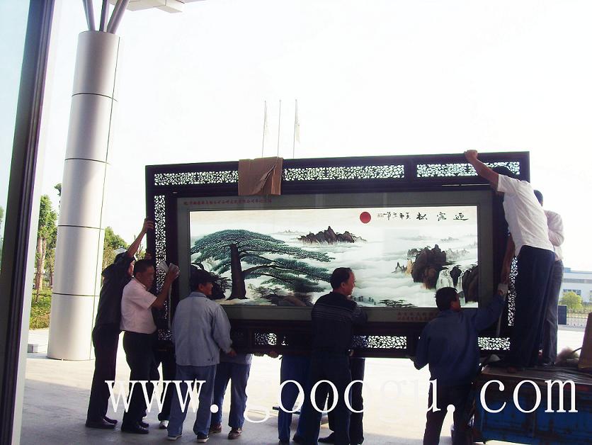 馬鋼山中鋼集團(tuán)蘇繡屏風(fēng)，刺繡屏風(fēng)，迎客松屏風(fēng)